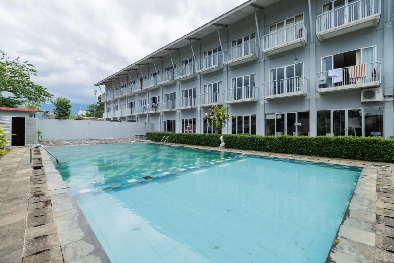 Sans Hotel Bogor Indah Nirwana Puncak Gadok 外观 照片